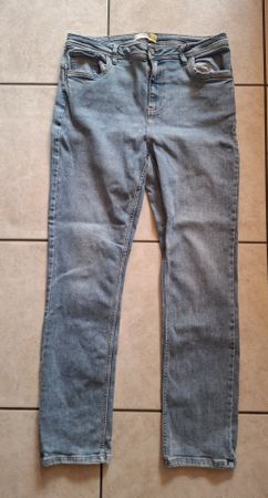 Jeanshose Gr. 46 lang (L34), Next, hellblau