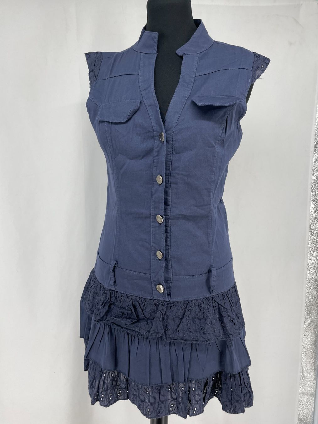 Vestiti: ROBE bleu marine avec volants – Usato da Lausanne venduto da PlusValue_Lausanne