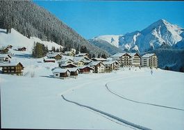 SEDRUN La Foppa mit dem Piz Muraun