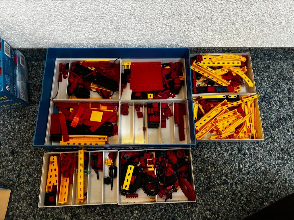 Fischer Giocattoli: Fischertechnik Special 2000 mit Zusatz Pakete – Usato da Hermetschwil-Staff venduto da sch_z9nc 1