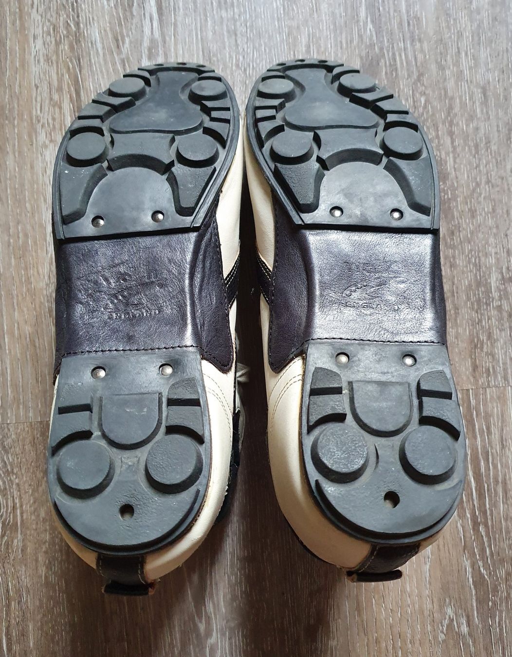 Scarpe da uomo: Norman Walsh Boots 44 EU – Usato da Basel venduto da OnutWOODLAND 5