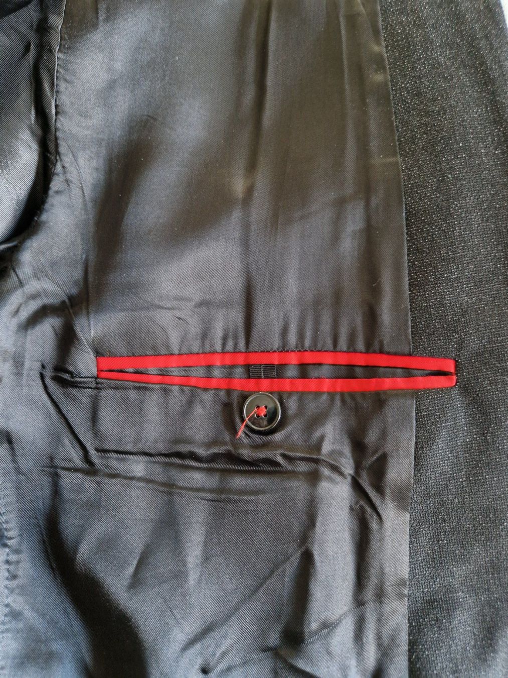 Hugo Boss Completi: Anzug Hugo BOSS, dunkelgrau – Usato da Zollikon venduto da Tom2001 2