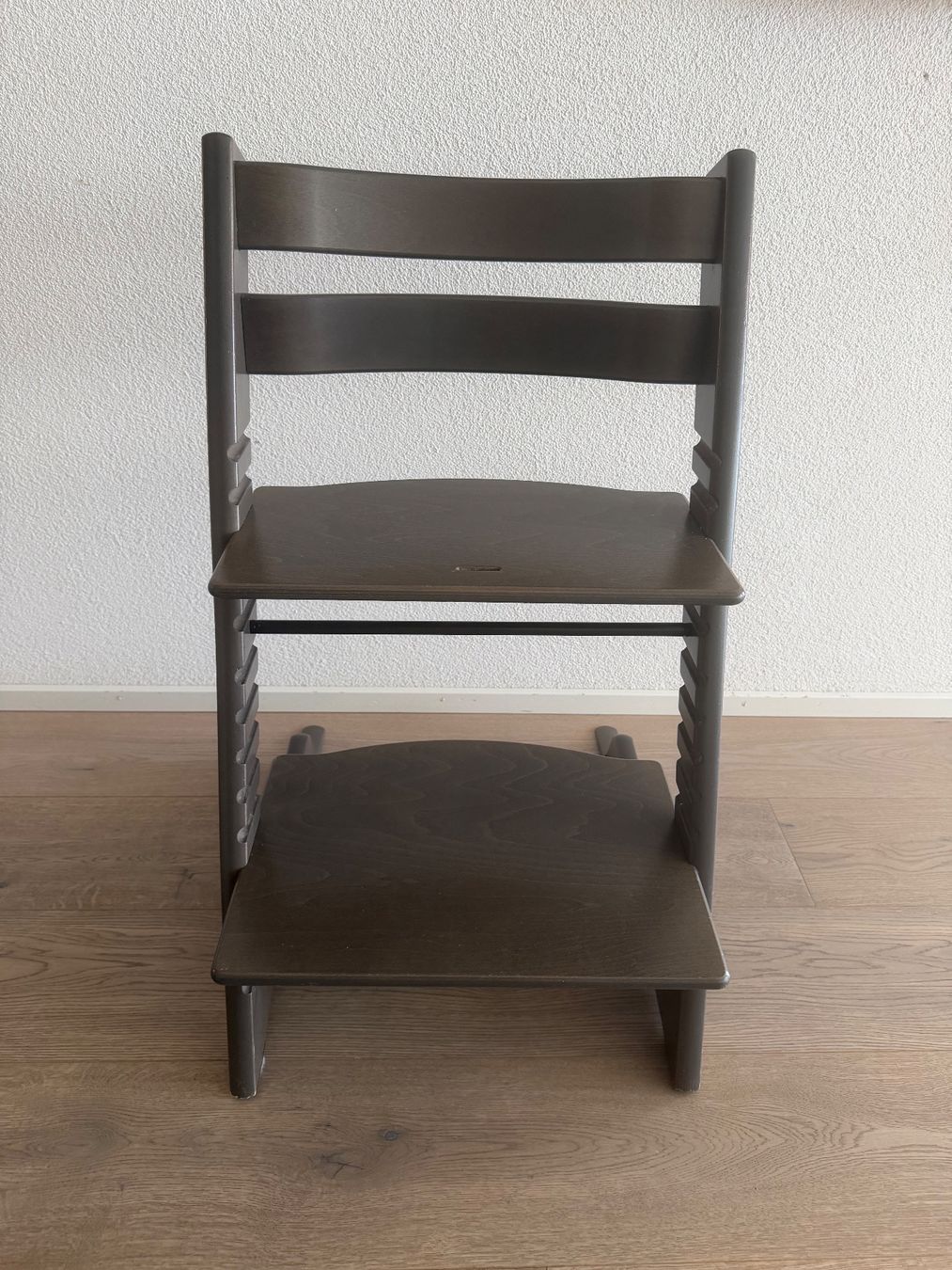 Chaises hautes: Stokke Triptrap Hochstuhl stonehrey – D'occasion à Egg b. Zürich par uniq2021 3
