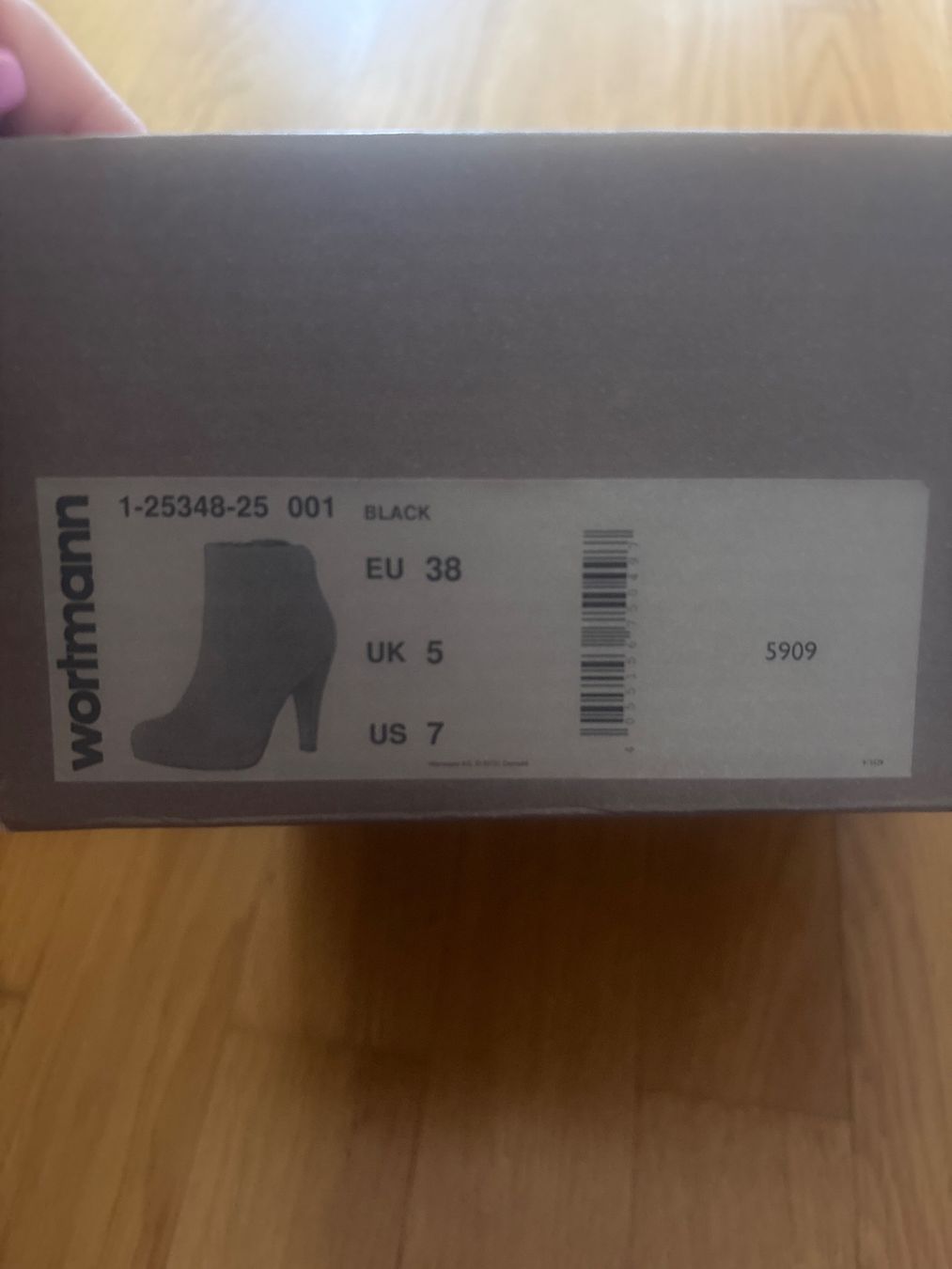 Tamaris Scarpe da donna: Stiefeletten schwarz Grösse 38 – Usato da Rudolfstetten venduto da palmino01 1