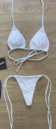 Weisser Bikini Gr. S zum Binden - Sommer Hit!