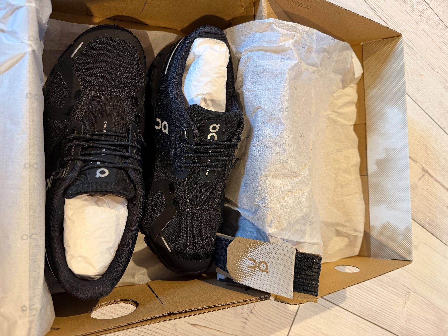 On Herrenschuhe: On Cloud 6, schwarz, EU 38 – Neu und originalverpackt aus Winterthur von nn_svm80 1