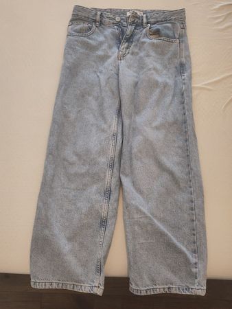 Helle Jeans, Wide Leg, Pull & Bear (Grösse 36)