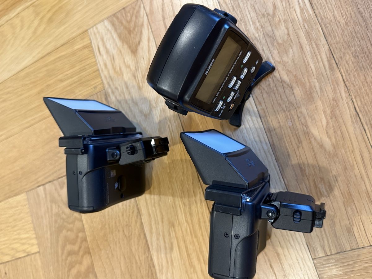 Nikon Flashs: Nikon R1C1 Wireless Close-Up Speedlight System Set – D'occasion à Basel par ich-verkauf-dir-was 8