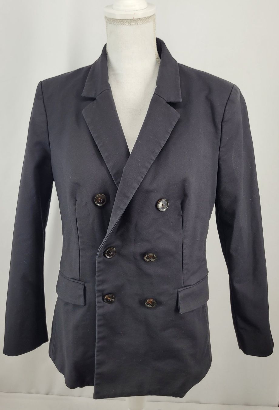 Mango Vestes: MANGO Veste Noire – D'occasion à Lausanne par PlusValue_Lausanne