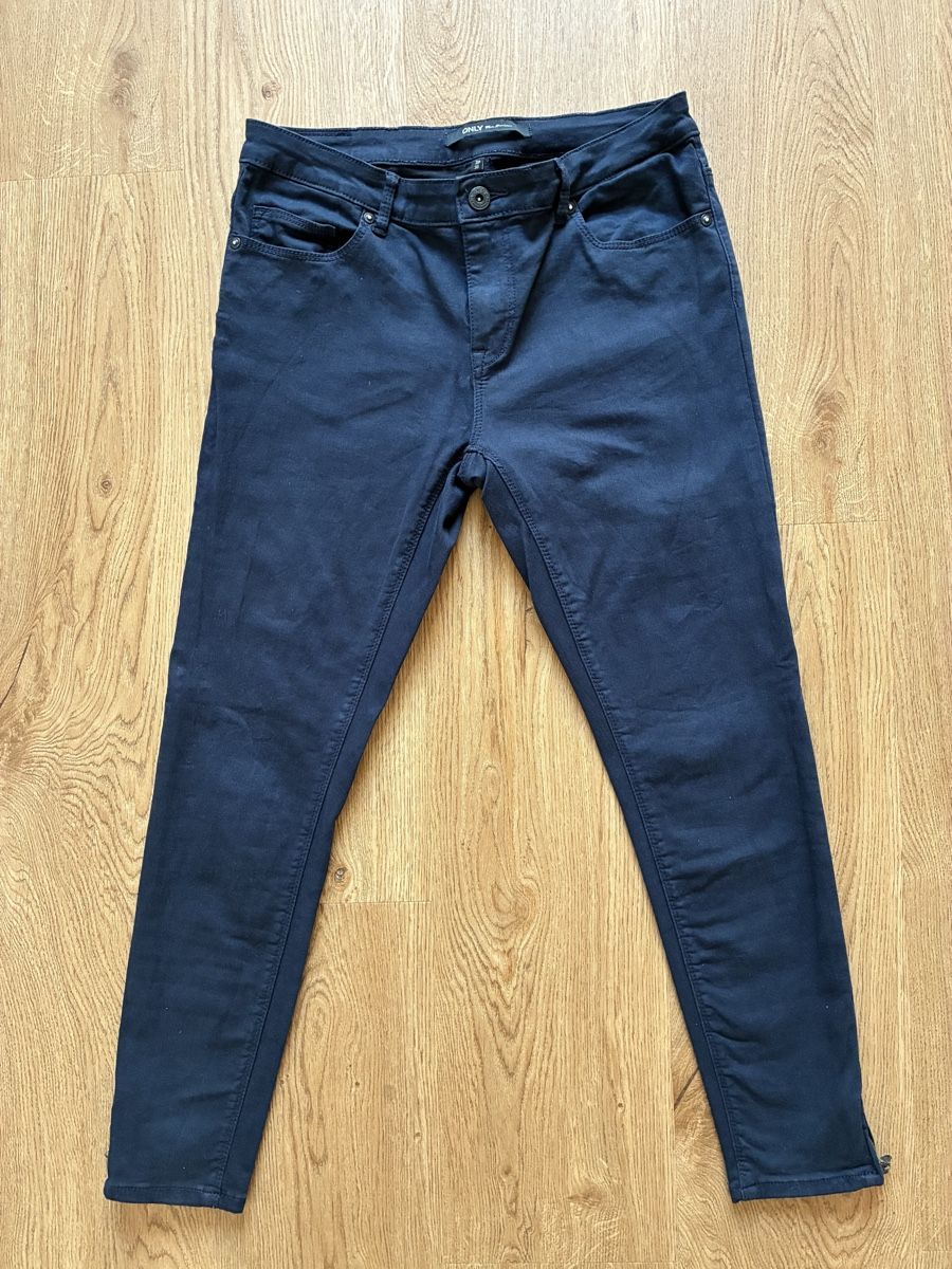 Only Pantaloni: Only Damen Skinny Jeans Grösse 38/30 – Usato da Witterswil venduto da Livee