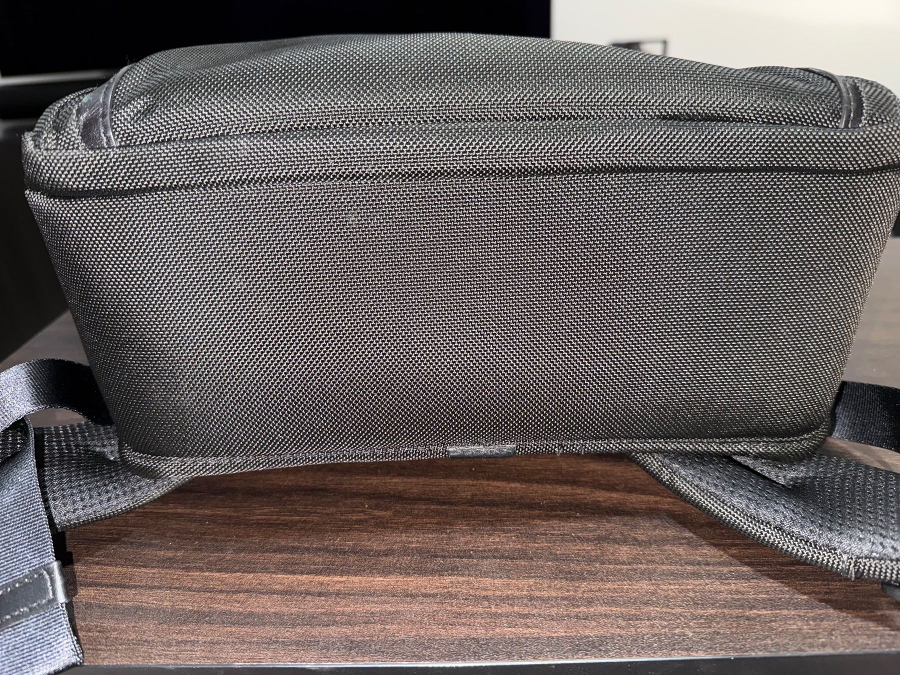 Tumi Valigie & Borse: Tumi Alpha Sac à Dos - Ordinateur (15") – Usato da Nyon venduto da Olivier22 7