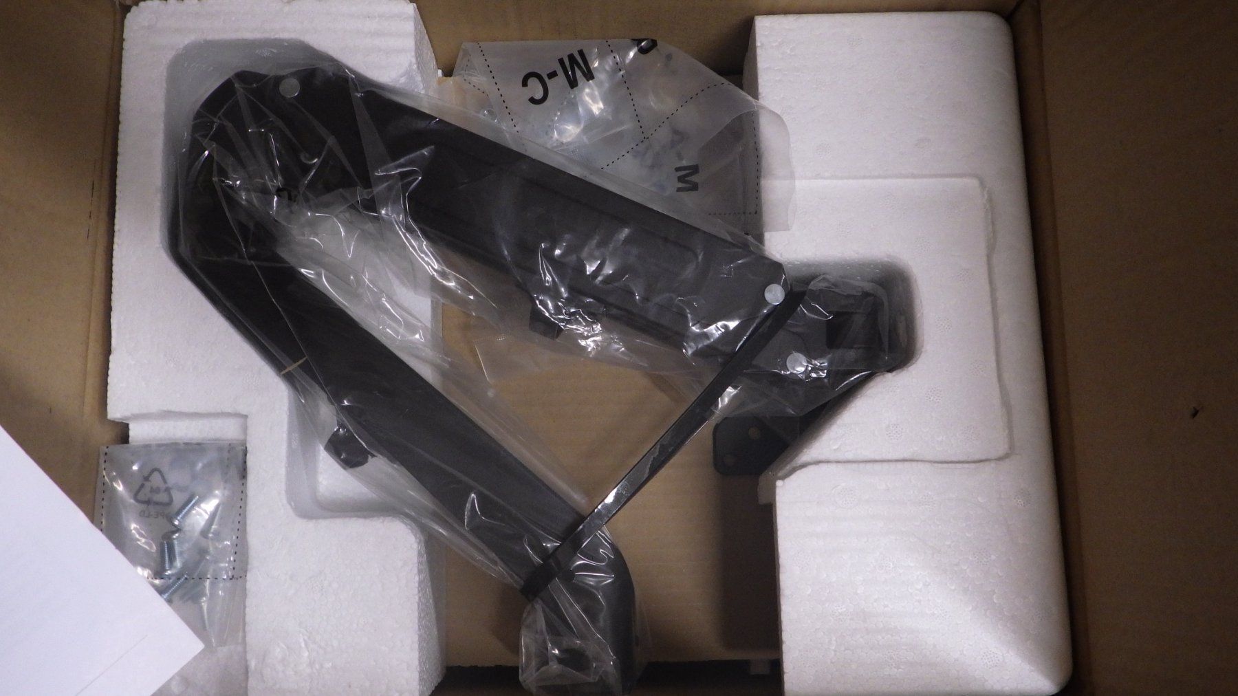 Bildschirmhalterung: monitor mount / stand 68.6 cm – Neu und originalverpackt aus Gossau ZH von OrderflowAG