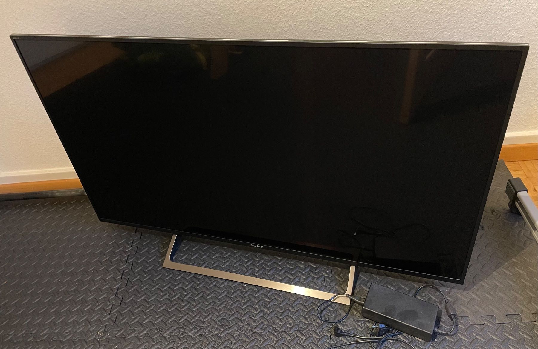 Sony Fernseher: Sony Bravia Fernseher – Gebraucht aus Zürich von mar_xfn9