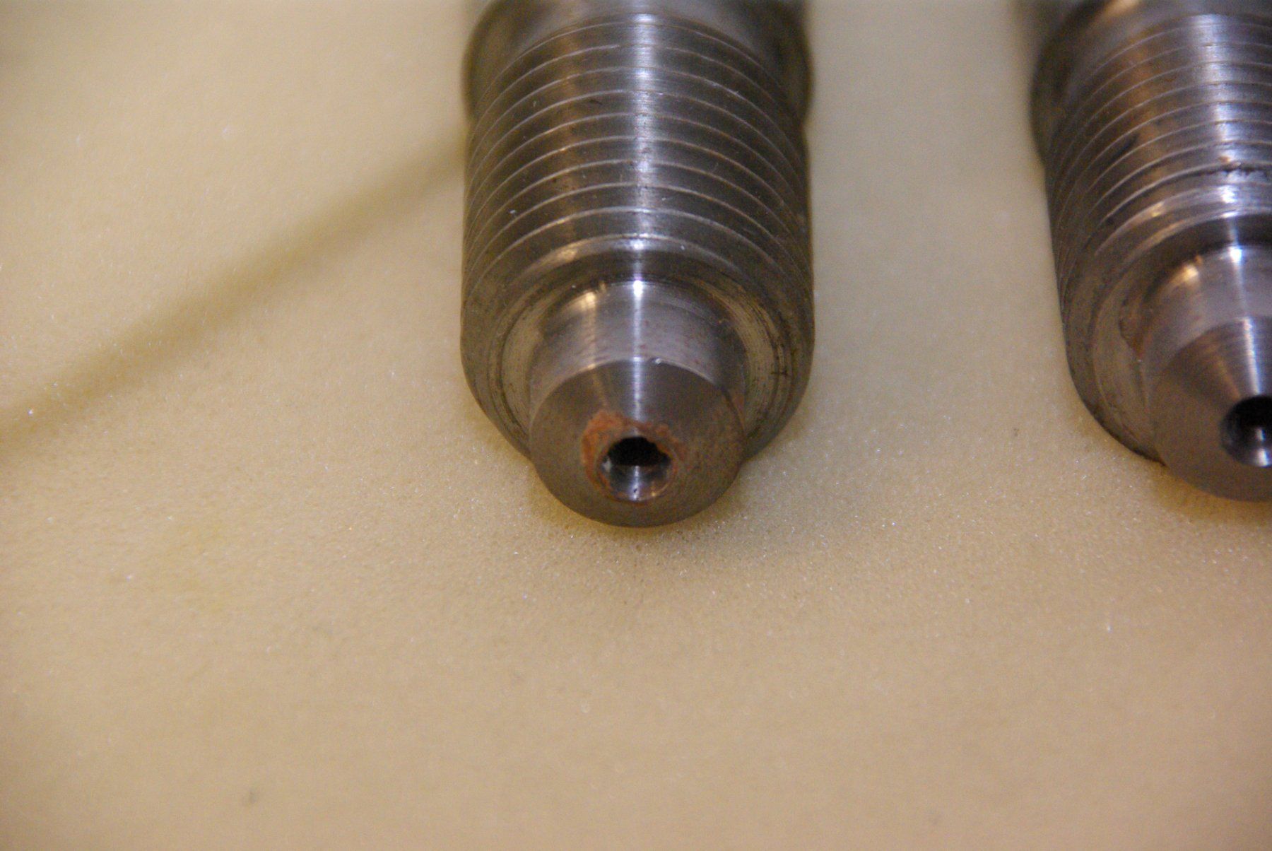 Altro per industria metallurgica: 2x Gewindebolzen, Länge: ca. 115mm – Nuovo (secondo la descrizione) da Herisau venduto da Cevianer1844 2