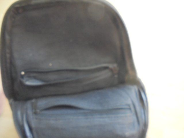 Zaini: Rucksack Schwarz Leder – Usato da Hinwil venduto da Glasperlen 4