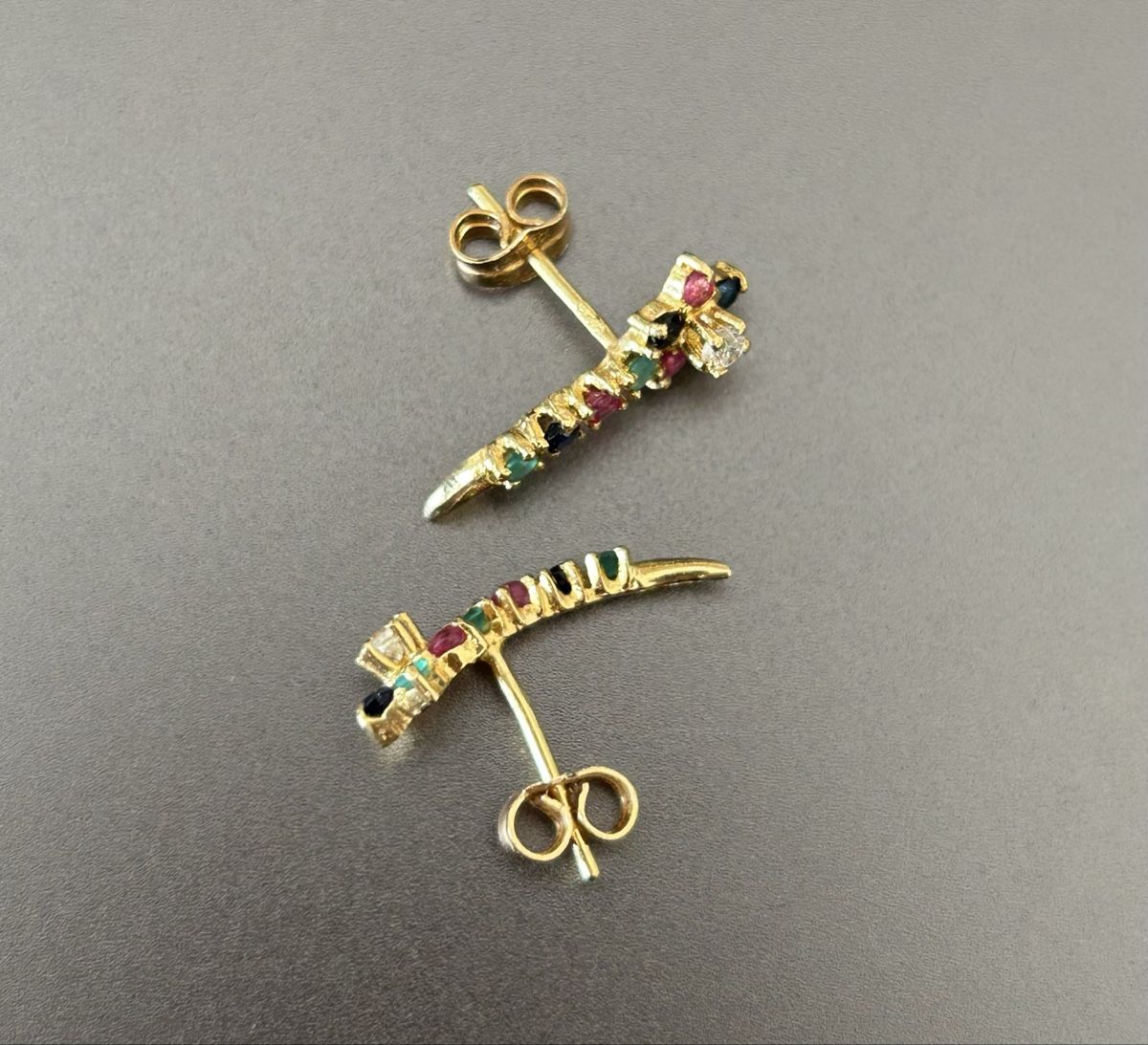 Orecchini pendenti & Orecchini a lobo: Boucles en or étoile – Usato da Zürich venduto da malia. 6