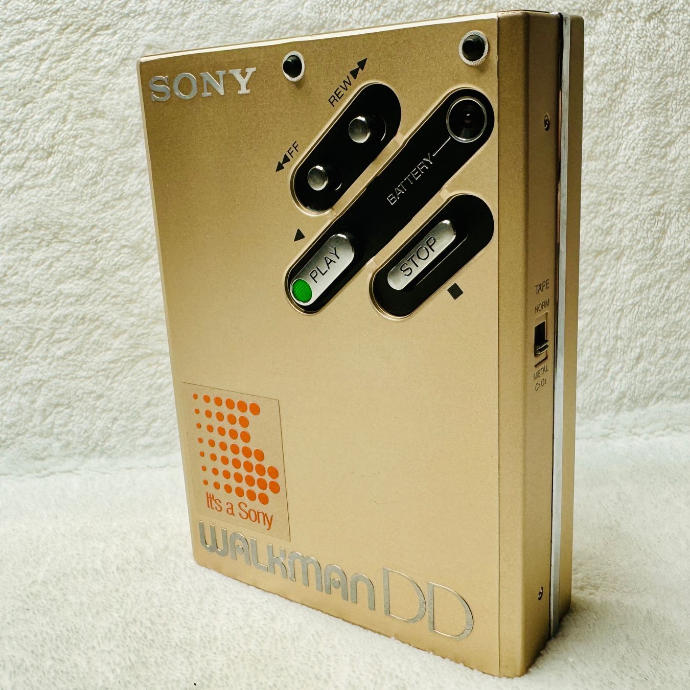 Sony Lettore multimediale portatile: Sony Walkman WM-DD gold #237 – Usato da Vorderthal venduto da WalkmanClinic 1