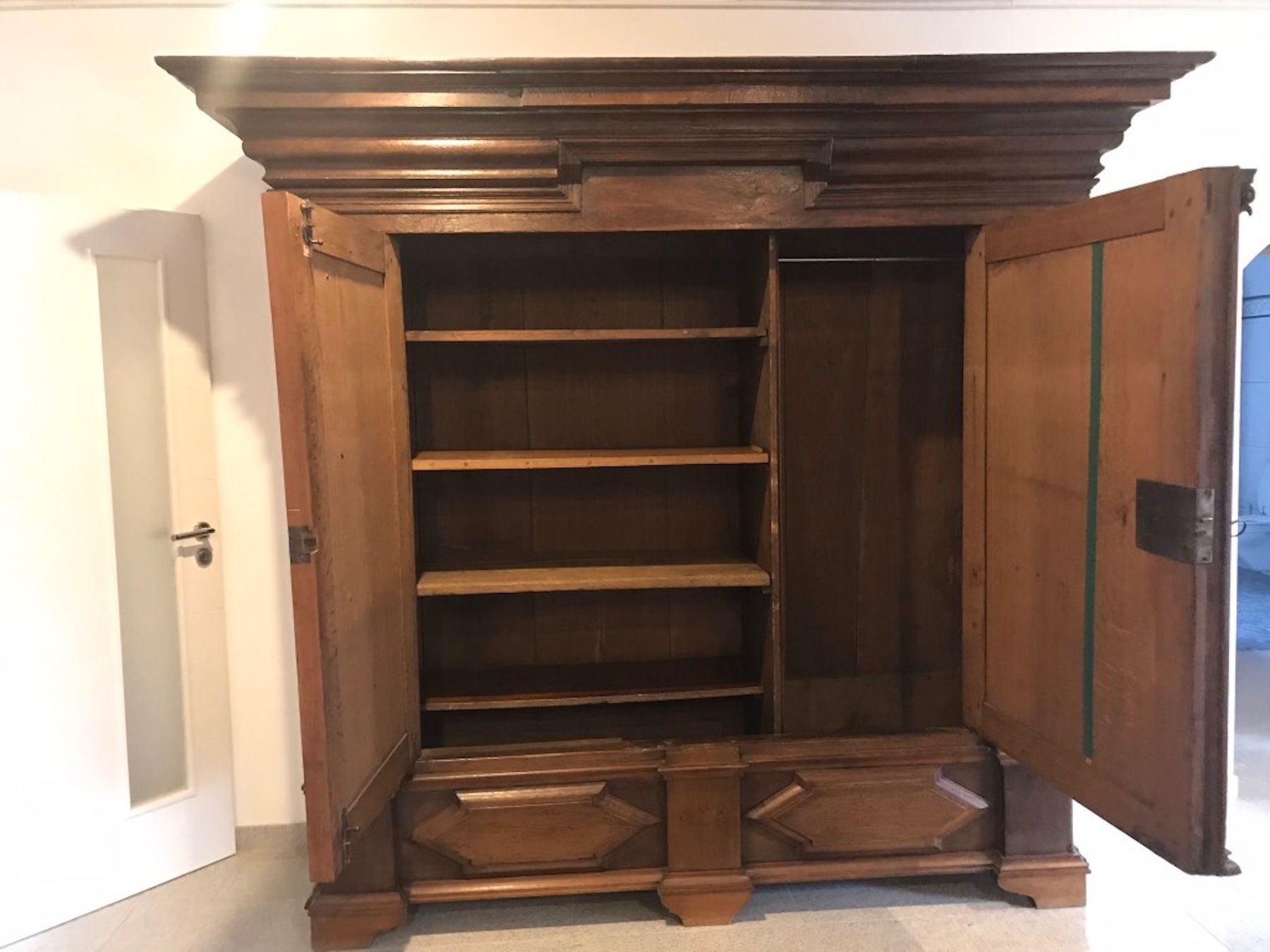 Armadi: Barock Schrank Eiche massiv ORIGINAL Barockschrank Eiche – Usato da Gemünden venduto da GEUENWALD 9