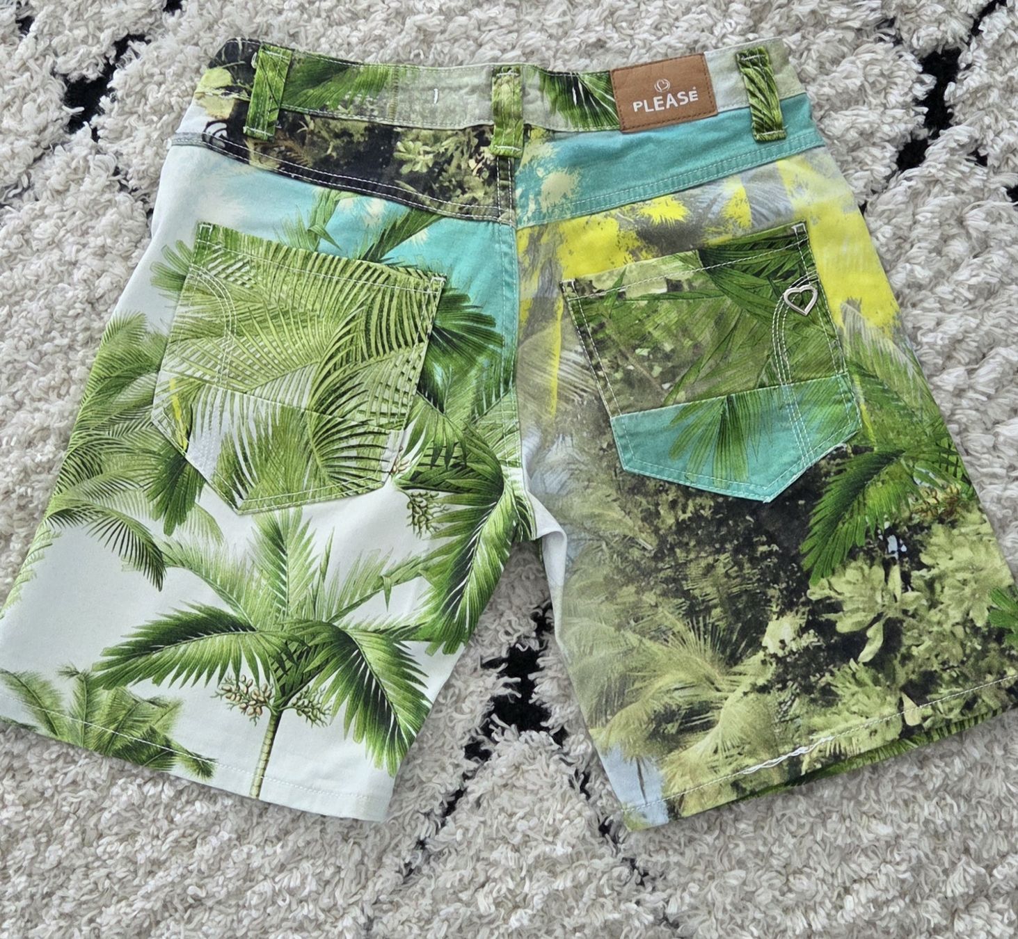 Please Jeans Jeans: Jeans Shorts  Please Anouk – Nuovo (secondo la descrizione) da Belp venduto da mar_wyp6 2