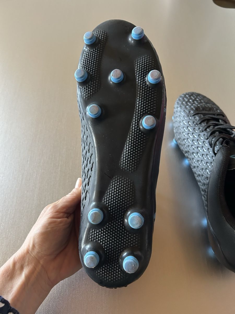 Fila Scarpe da uomo: Fussballschuhe FILA 43 – Usato da Sils im Domleschg venduto da preski76 2
