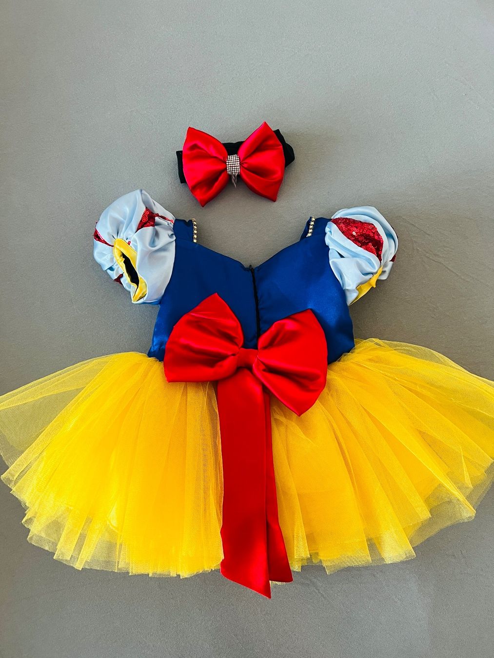 Costumi: Babykostüm 74 – Usato da Schafisheim venduto da inf_5dtw 2