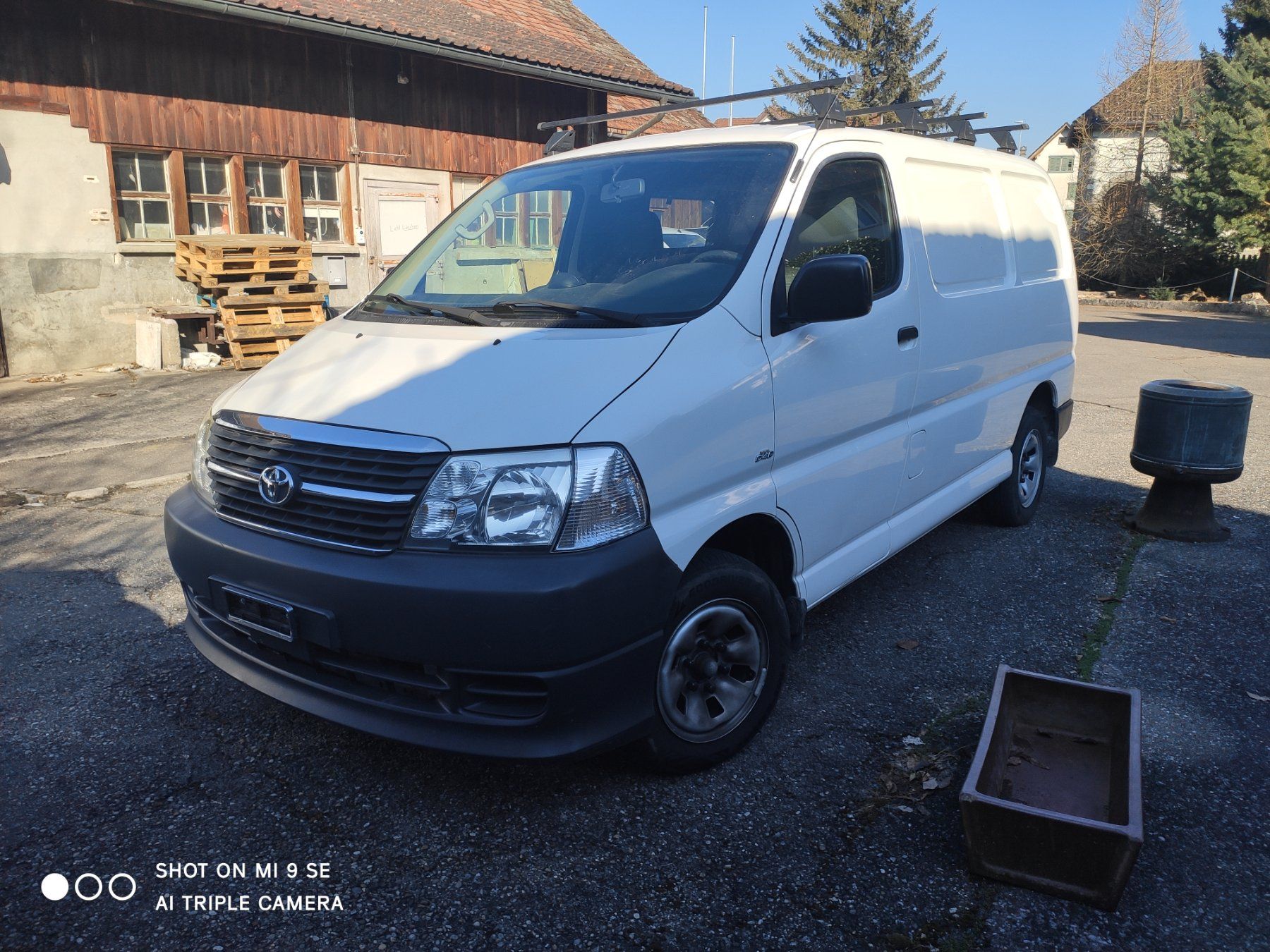 Toyota Veicoli commerciali: Toyota Hiace 2.5 D-4D Wird frisch geprüft. – Usato da Jona venduto da learco65