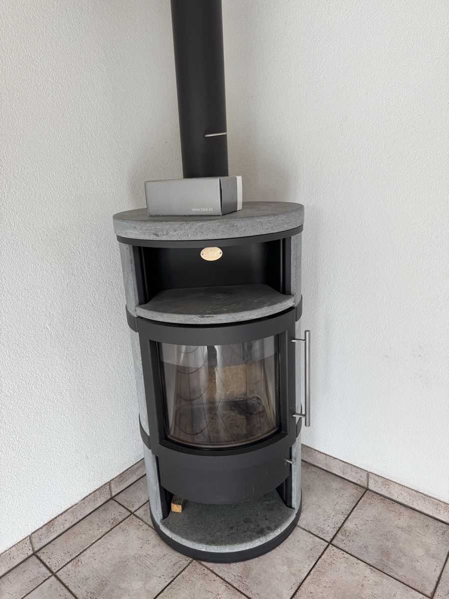 Camini: Kamin Hase Como – Usato da Ehrendingen venduto da Neshke