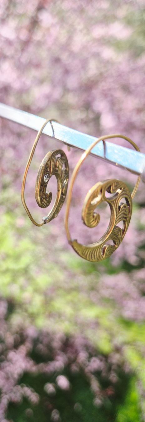 Orecchini pendenti & Orecchini a lobo: OHRRINGE RING GOLD FARBEND HANDMADE ATELIER TOP ZU RING – Usato da Elsau venduto da the-colorful-side 7