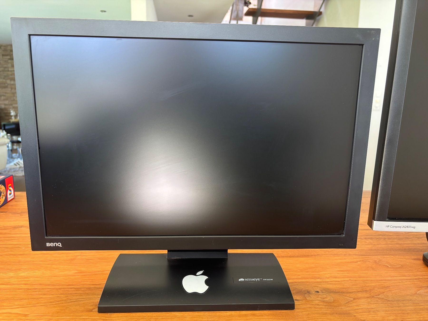 Monitor: 2 Monitore 20 und 24“ – Usato da Schötz venduto da sky3000 4