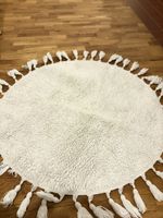 H&M HOME runder Baumwollteppich mit Quasten – 70 cm
