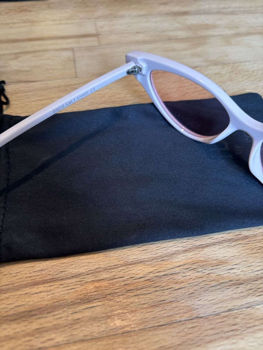 Occhiali & Lenti: Coole rosa Sonnenbrille – Nuovo (secondo la descrizione) da bern venduto da lee.vi.vi 2