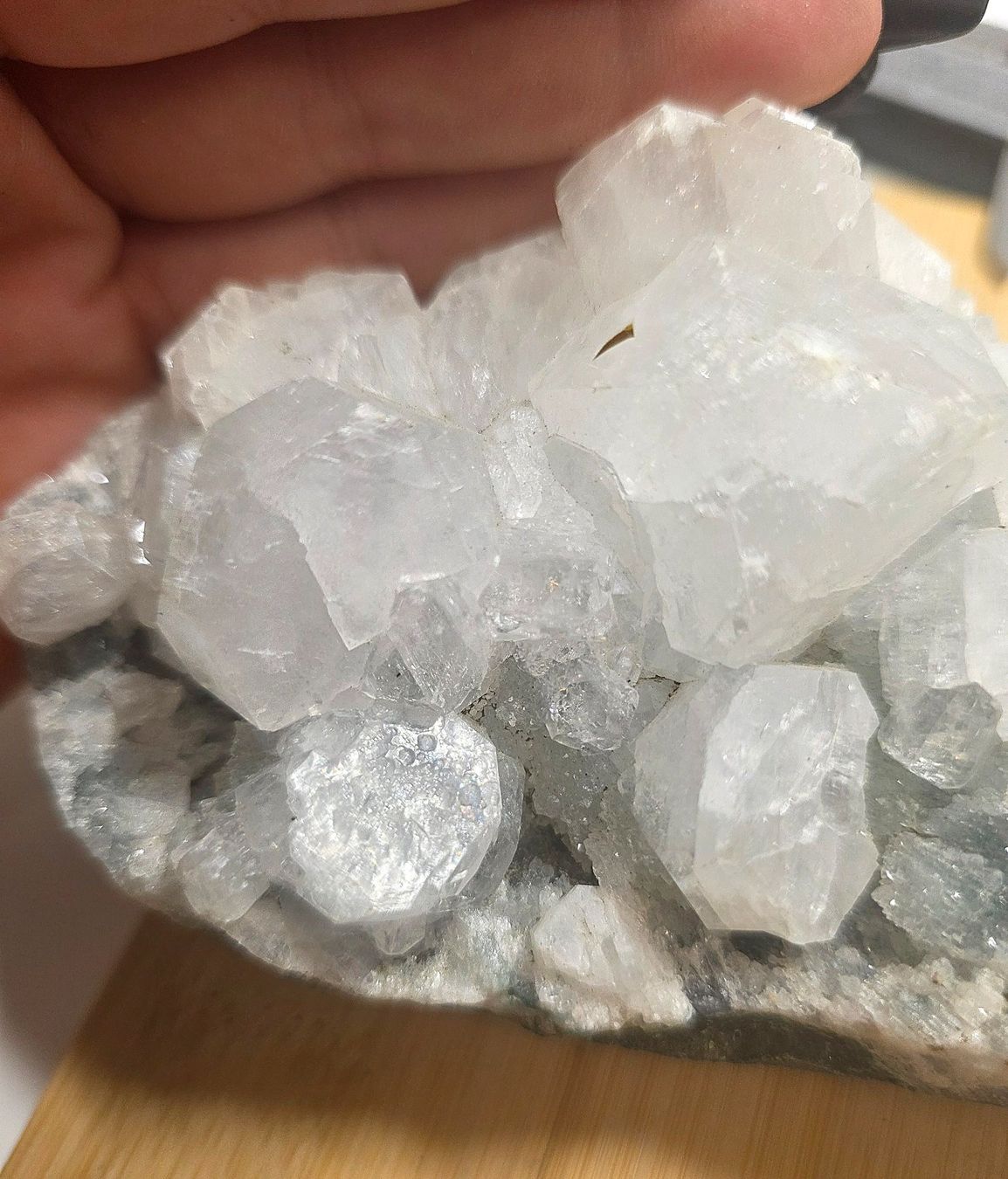 Minerali & Pietre curative: Apophyllit Stufe 994g – Nuovo e nell'imballaggio originale da Matzingen venduto da Shay_Crystalz 3