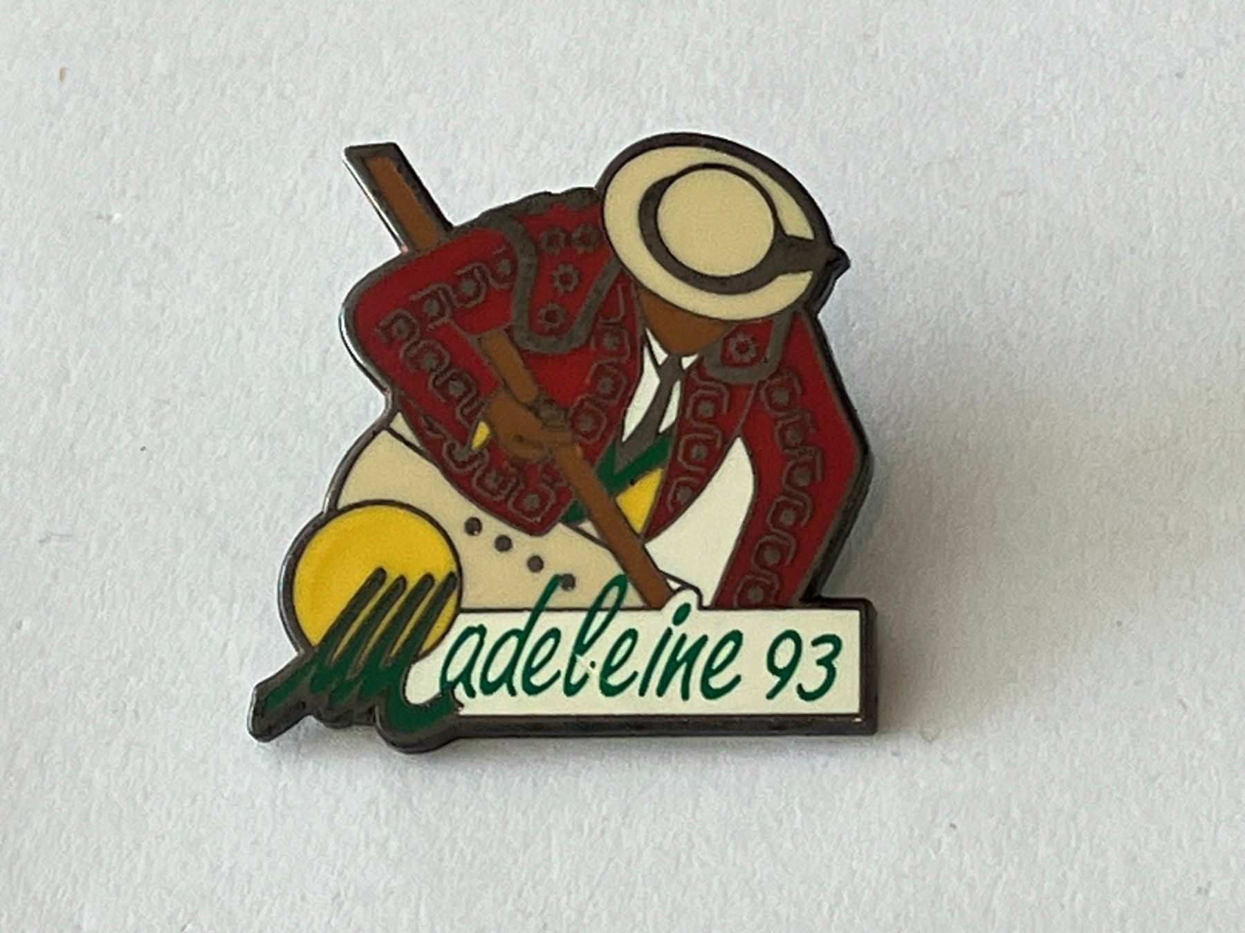 Placchette & Badge: 1 Pin Madeleine 1993 – Usato da Basel venduto da djwwpp