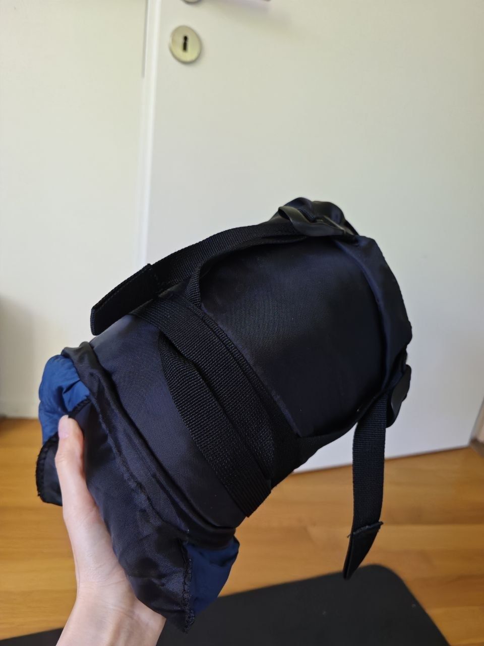 Sacchi a pelo: Schlafsack blau mit Packsack neuwertig – Usato da Zürich venduto da yul_7ccq
