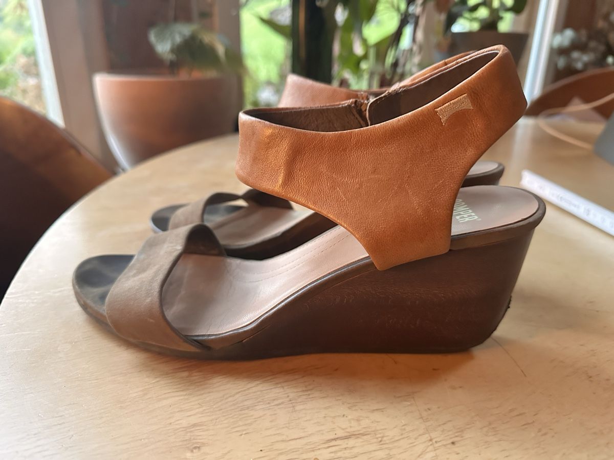 Camper Damenschuhe: Camper Sommer Schuhe Gr. 41 – Gebraucht aus Hinterkappelen von una066