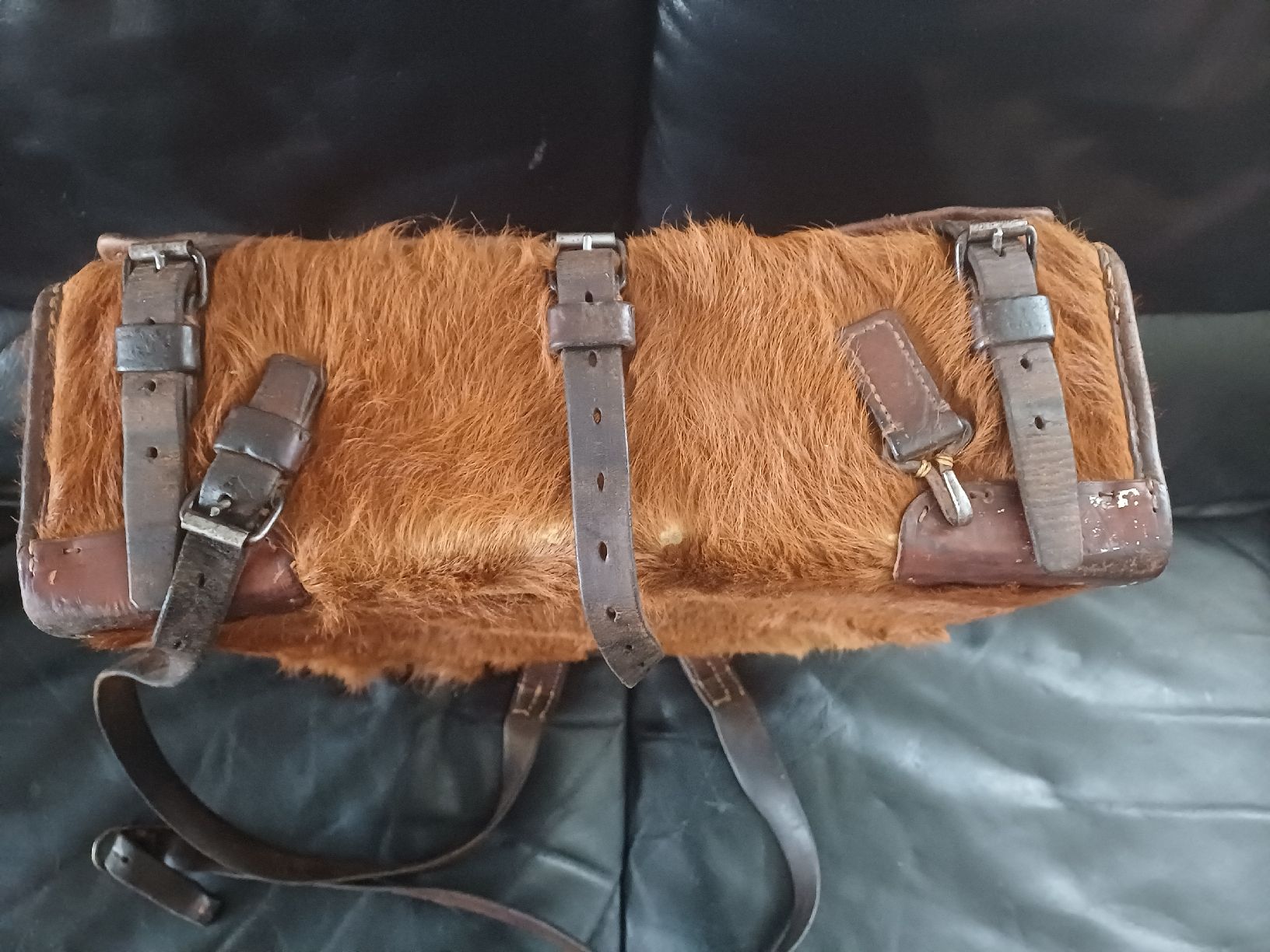 Schweizer Armee Zaini: Vintage Rucksack mit Kuhfell, Schweizer Armee – Usato da Ebersecken venduto da Napf08 3