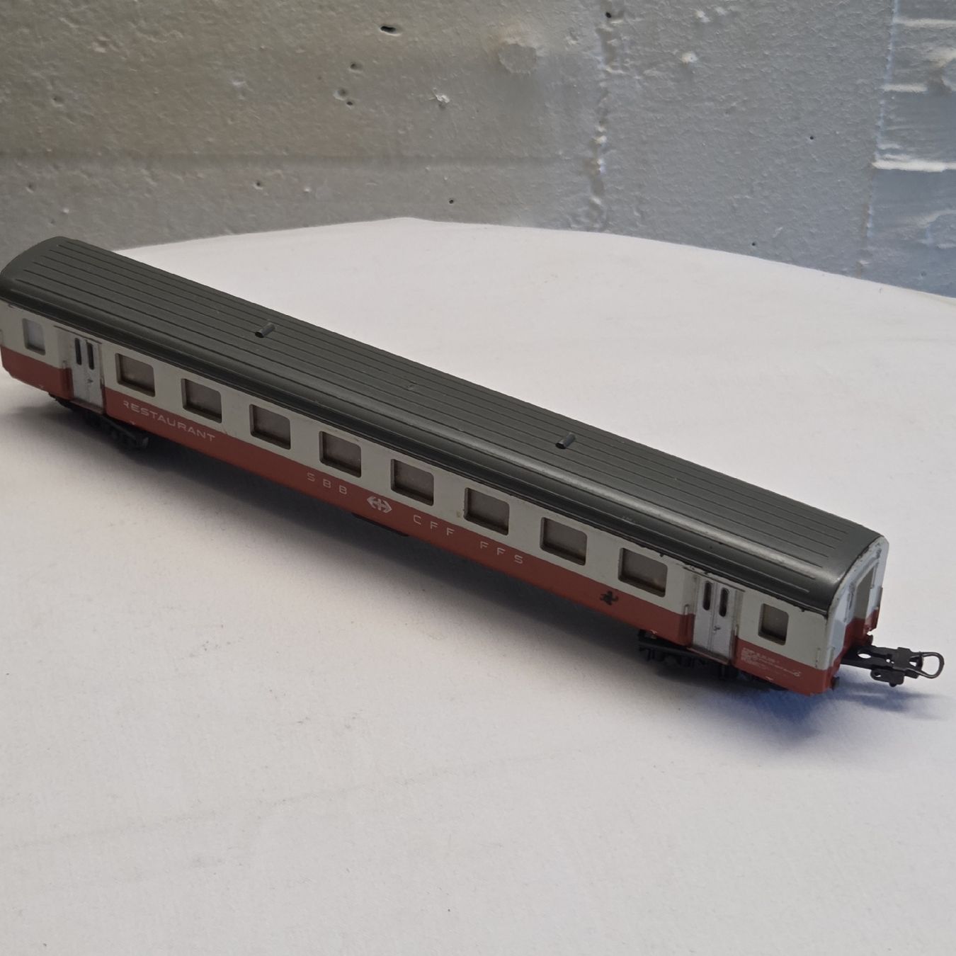 Lima Modelleisenbahnen: LIMA SBB Speisewagen, Vintage Modellbahn – Gebraucht aus Stans von Ducati16 1