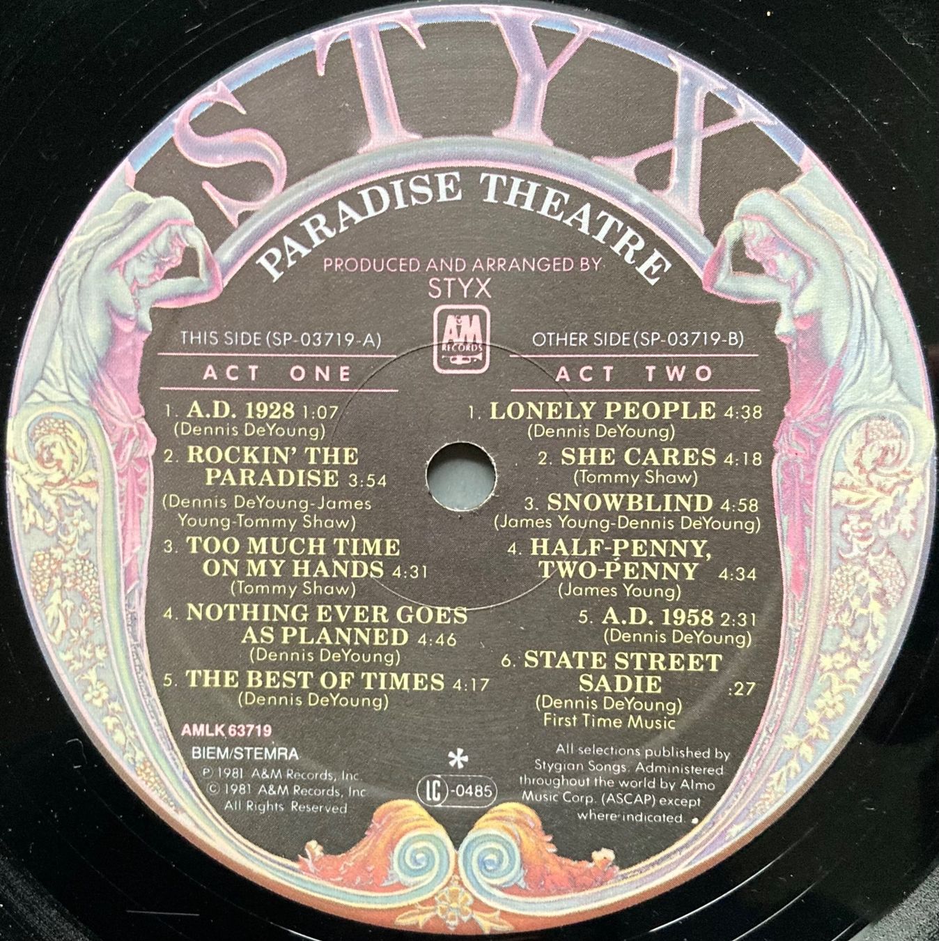 Vinyles: STYX - PARADISE THEATRE – D'occasion à Poliez-Pittet par Newtown-Records 2