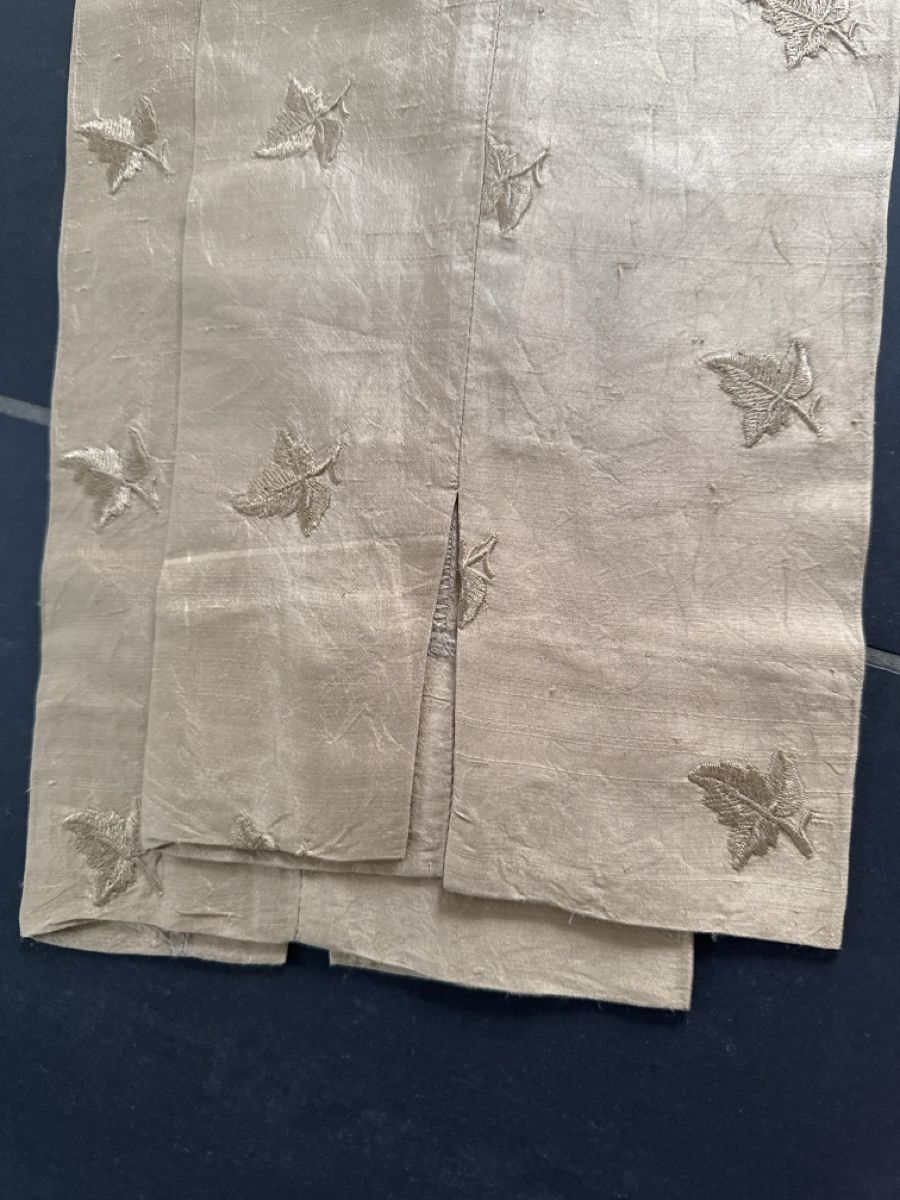 Peserico Pantaloni: Seide 3/4 Sommerhose mit Blattmuster, Gr. 34 – Usato da Oberweningen venduto da Jogi2 3