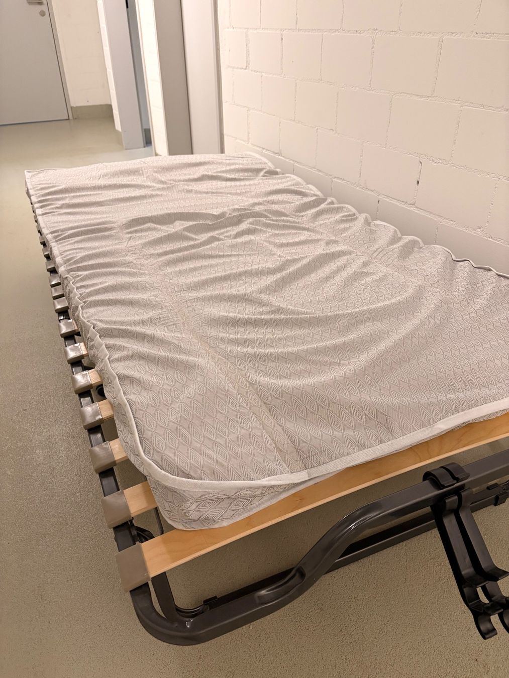 Micasa Letti: Klappbett von Micasa – Usato da Winterthur venduto da Garenas 2