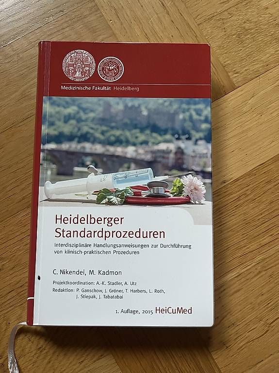 Livres: Heidelberger Standardprozeduren – D'occasion à Luzern par Marla_C