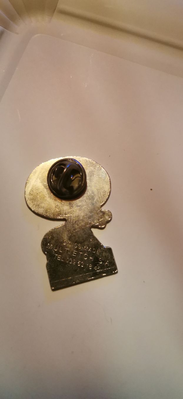 Placchette & Badge: Pin journal Le Matin – Usato da Genève venduto da vins50 1