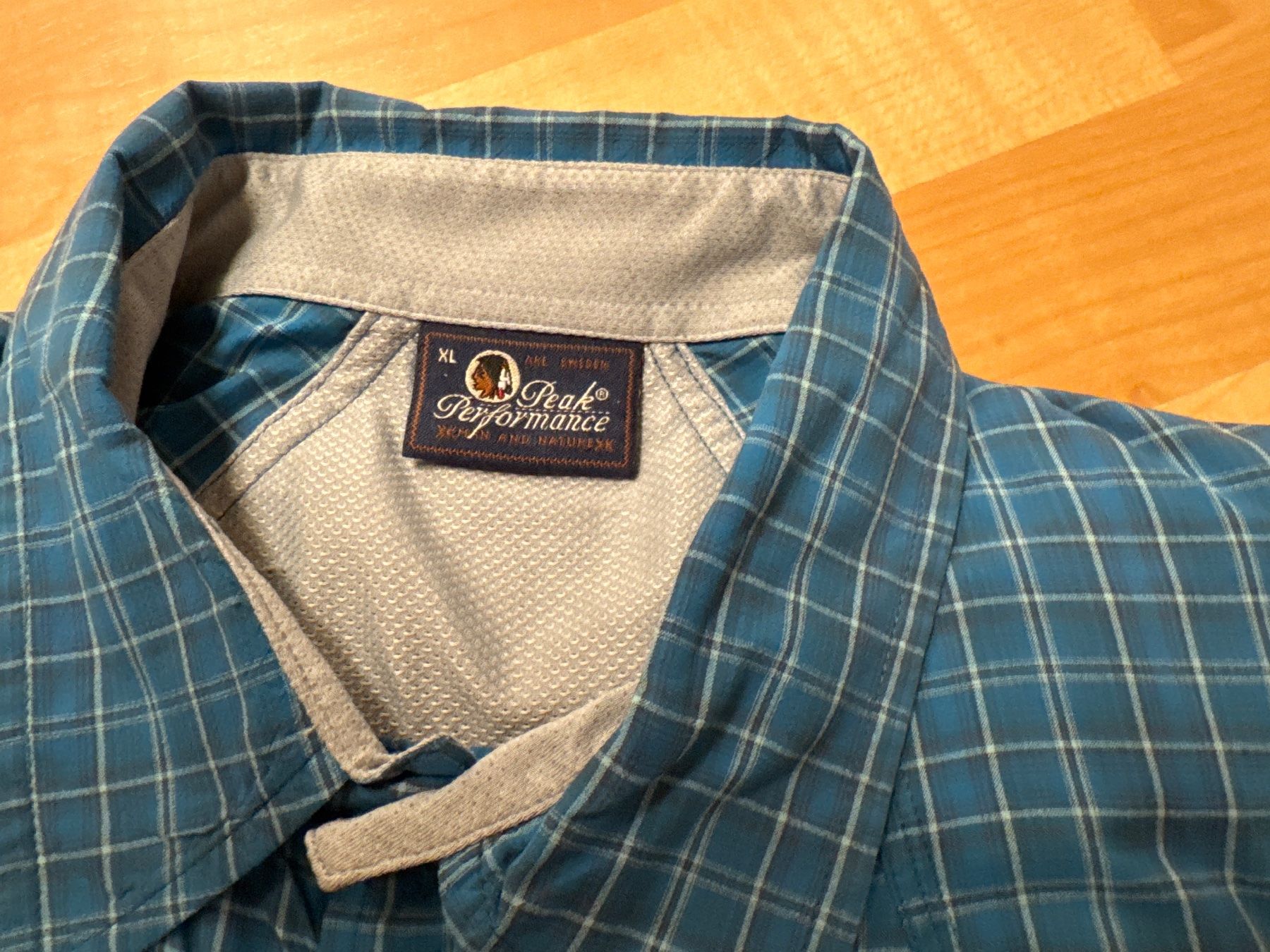 Peak Performance Camicie: Peak Performance Kurzarm-Freizeithemd Gr. XL – Usato da Oberweningen venduto da Jogi2 1
