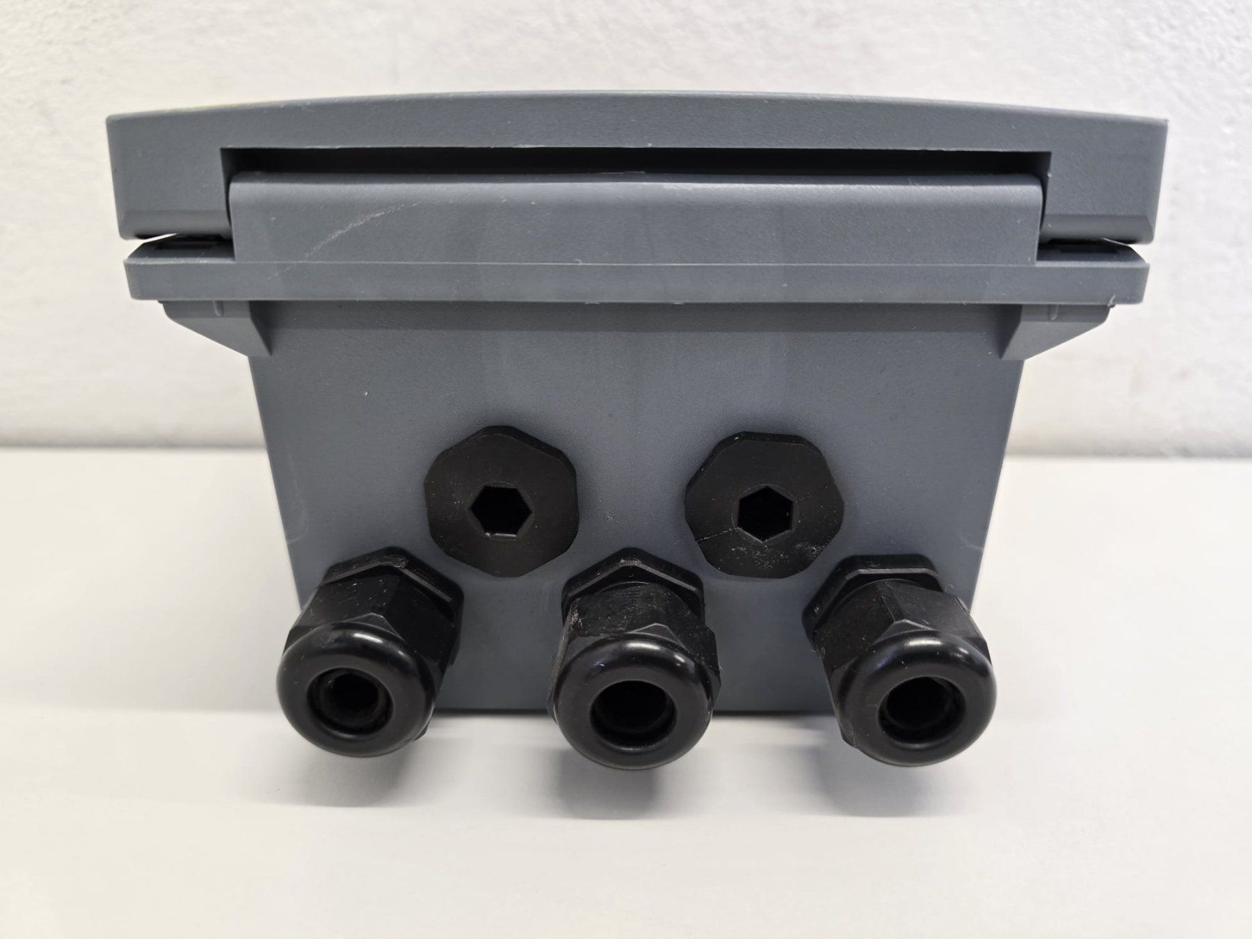 Mettler Toledo Misurare: Mettler Toledo o2 4100 e – Usato da Niederdorf venduto da LeptonAG_Labor 4