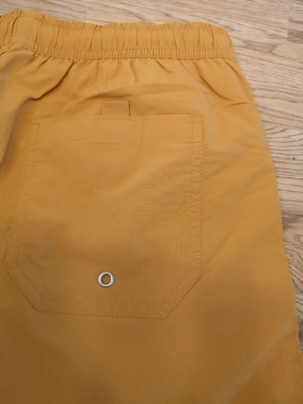 Migros Costumi da bagno: Badeschort, badehose Gr S – Usato da Forch venduto da Hakyboss 7
