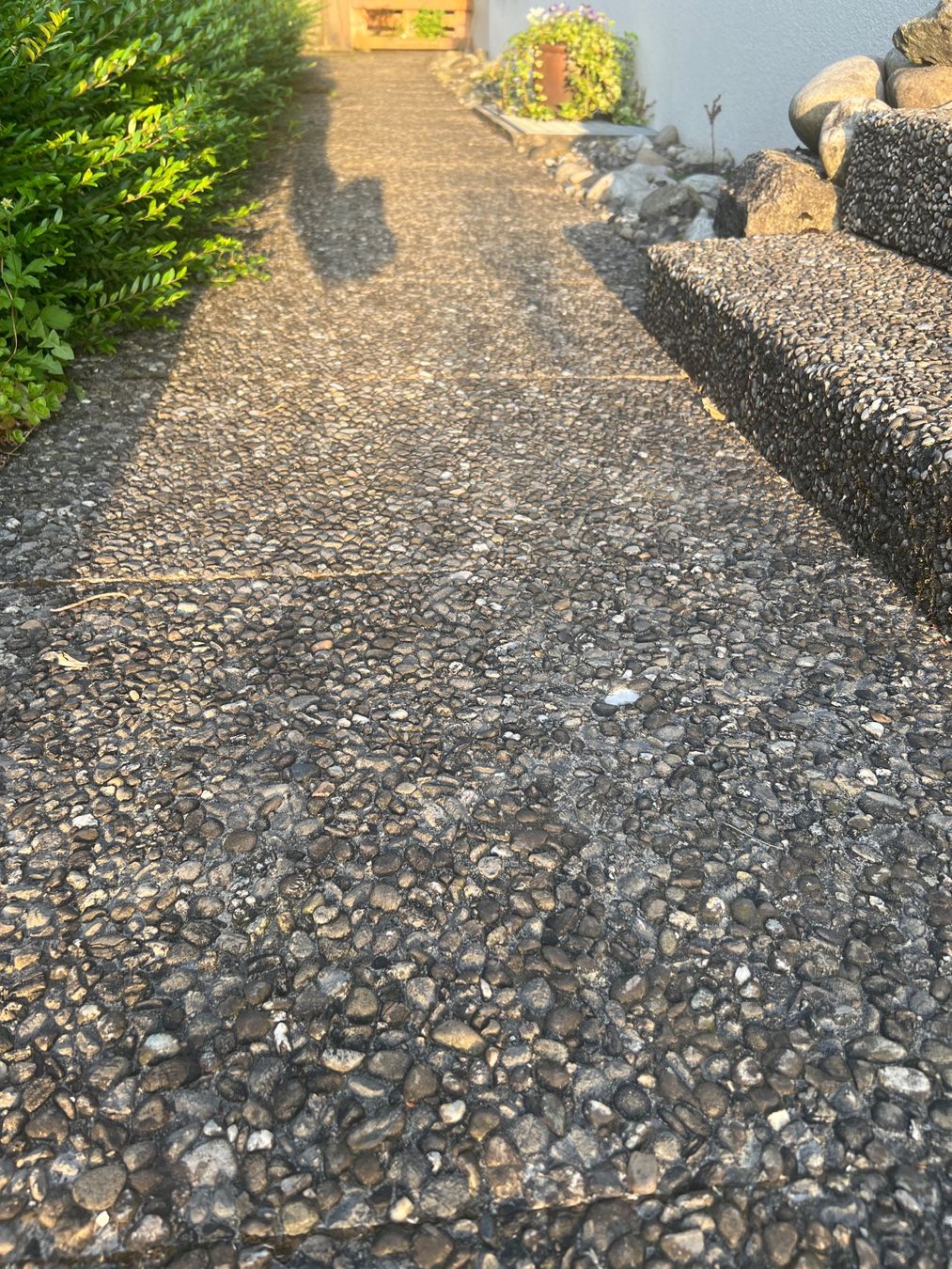 Rivestimenti per pavimenti: Gartenplatten für 1.-- / Stk.! – Usato da Madiswil venduto da Thekus 2