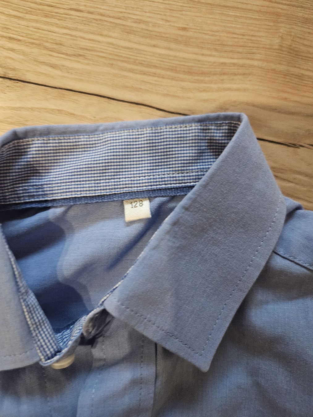Camicie, T-shirt & Polo: Hemd kurzarm hellblau Grösse 128 guter Zustand – Usato da Danis venduto da and_5kkz 2