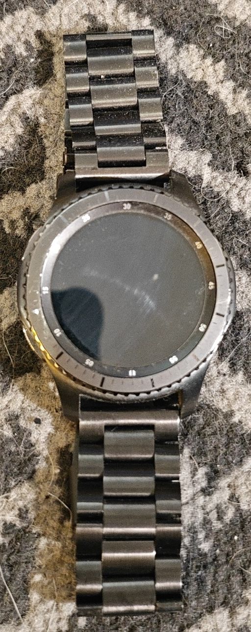 Samsung Smartwatch: Samsung Smartwatch Gear S3 Frontier – Usato da Eglisau venduto da LUXEvents