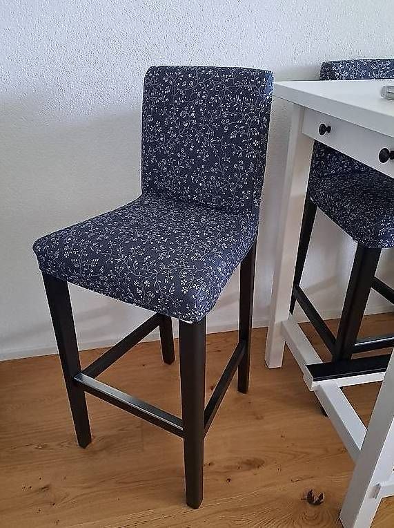 Ikea Tischset: Table de bar + 4 chaises Ikea – Gebraucht aus Bussigny von ked_t8pb 2