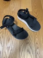 Teva Sandalen, Gr. 38 -